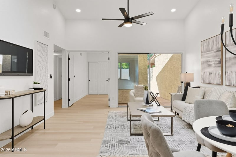 13220 26th Dr, Phoenix, AZ 85029