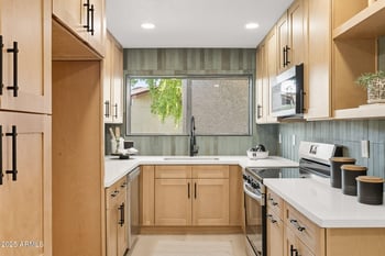 13220 26th Dr, Phoenix, AZ 85029