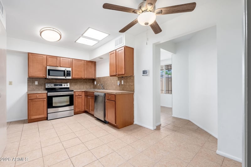 13221 110th Ave, Sun City, AZ 85351