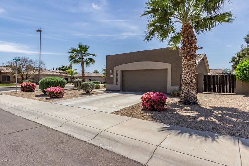13221 W Edgemont Ave, Goodyear, AZ 85395