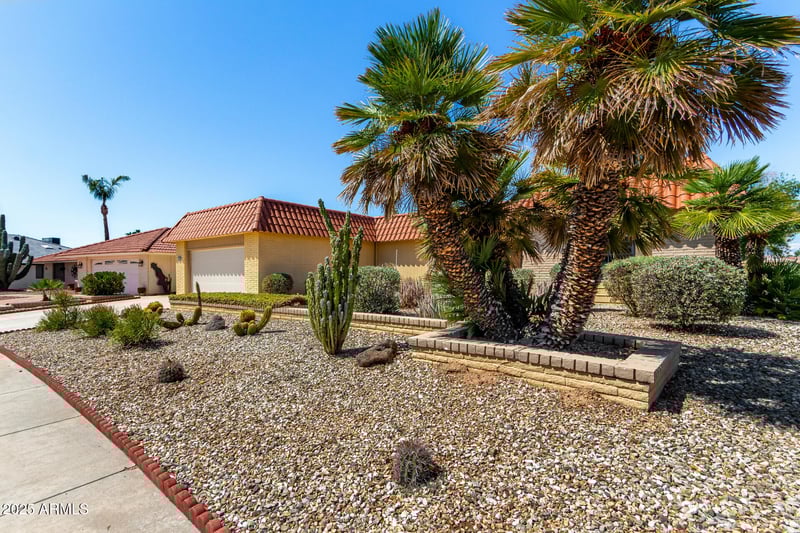 13222 Castlebar Dr, Sun City West, AZ 85375