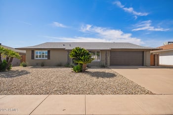 13223 Bonanza Dr, Sun City West, AZ 85375