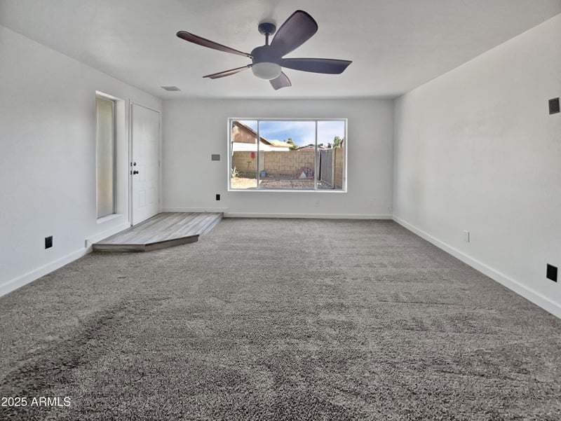 13223 N 51st Dr, Glendale, AZ 85304