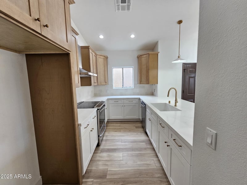 13224 31st Way, Phoenix, AZ 85032