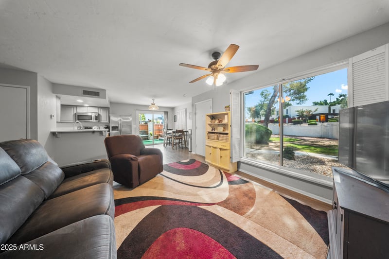13226 3rd Pl, Phoenix, AZ 85022