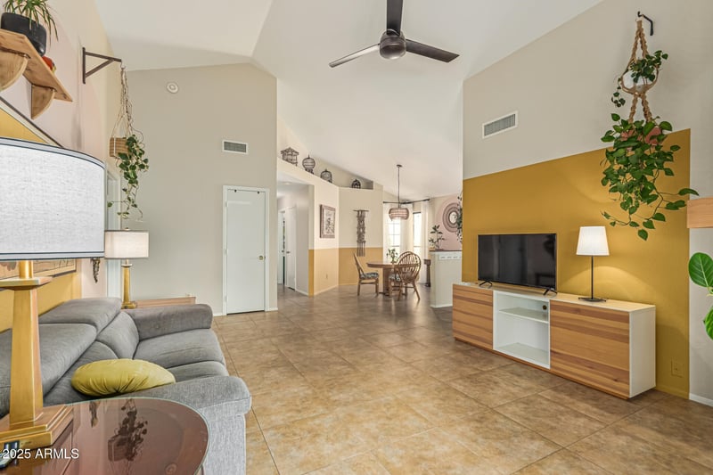 1323 Manor St, Chandler, AZ 85224