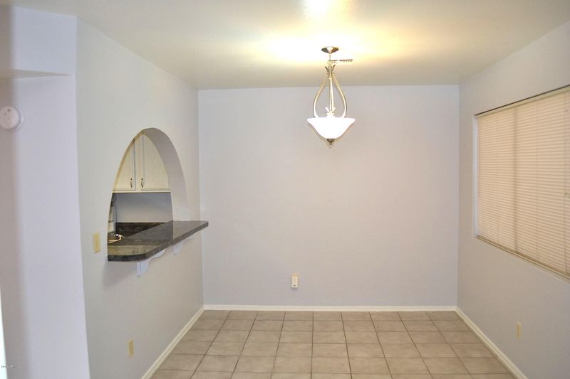 1323 S Mitchell Dr, Tempe, AZ 85281