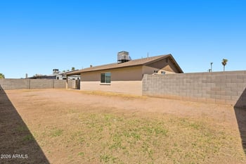 1323 W Morrow Dr, Phoenix, AZ 85027