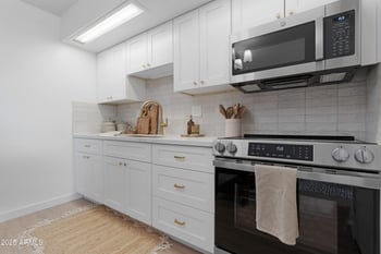 13231 98th Ave #F, Sun City, AZ 85351