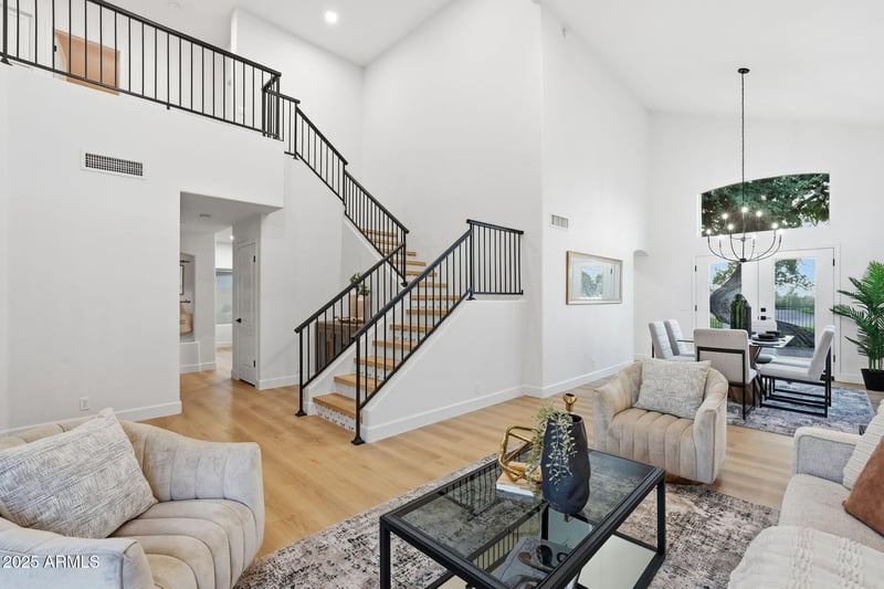 13232 12th Pl, Phoenix, AZ 85022