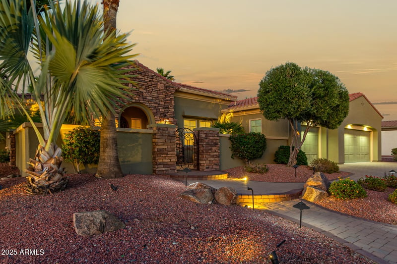 13232 W Los Bancos Dr, Sun City West, AZ 85375