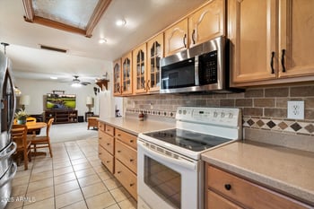 13234 Shadow Hills Dr, Sun City West, AZ 85375