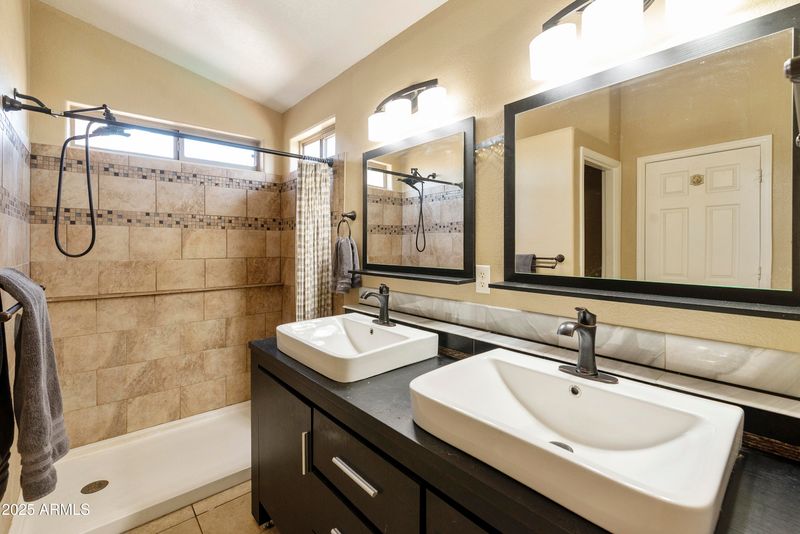 13235 W Saguaro Ln, Surprise, AZ 85374