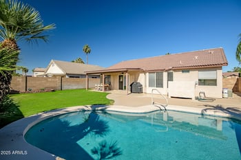 13239 Tara Ln, Surprise, AZ 85374