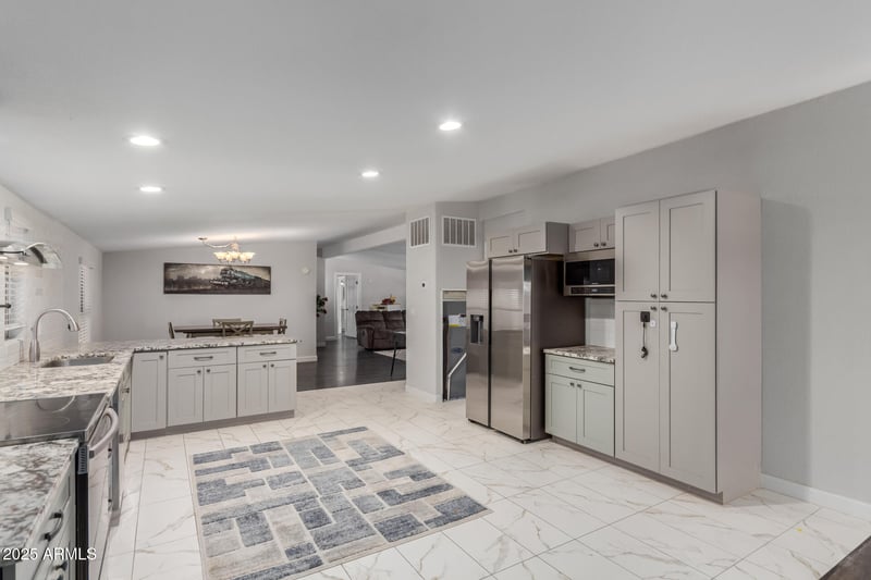 1324 101st Pl, Mesa, AZ 85207