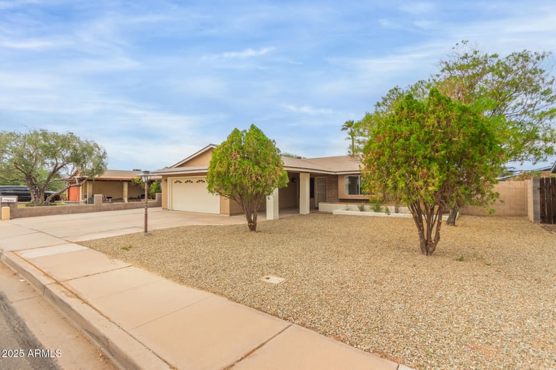 1324 Forge Ave, Mesa, AZ 85204