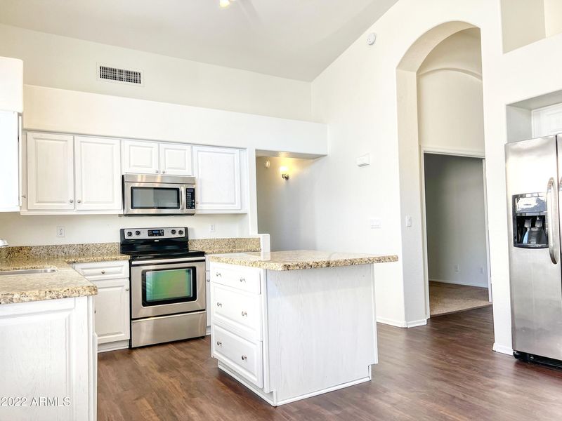 1324 S Larkspur St, Gilbert, AZ 85296
