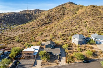 1324 W Shangri La Rd, Phoenix, AZ 85029