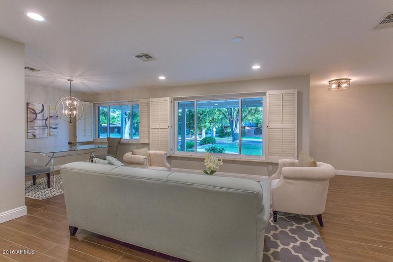 1324 W Tuckey Ln, Phoenix, AZ 85013