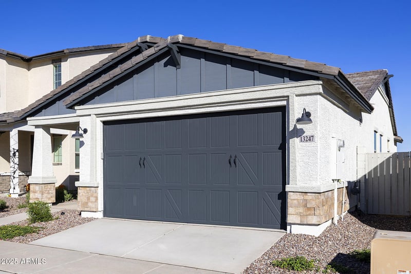 13247 145th Ln, Surprise, AZ 85379