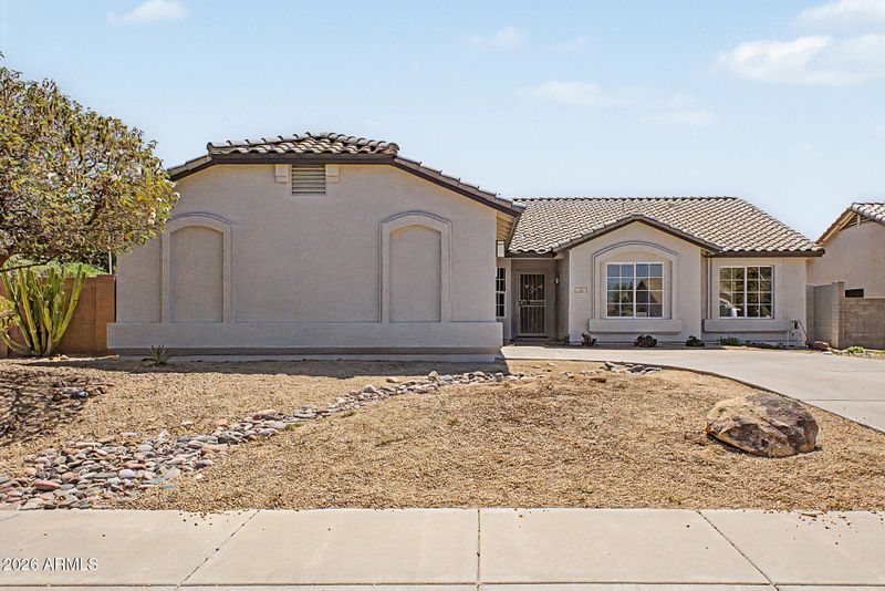 1325 E Constance Way, Phoenix, AZ 85042