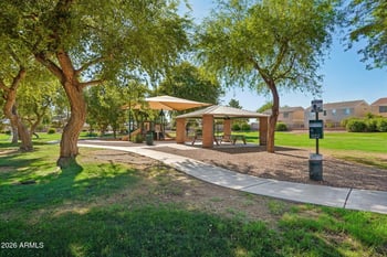 1325 Harold Dr, San Tan Valley, AZ 85140