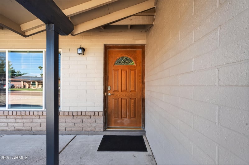 1325 Topeka Dr, Phoenix, AZ 85027