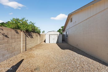 1325 Topeka Dr, Phoenix, AZ 85027