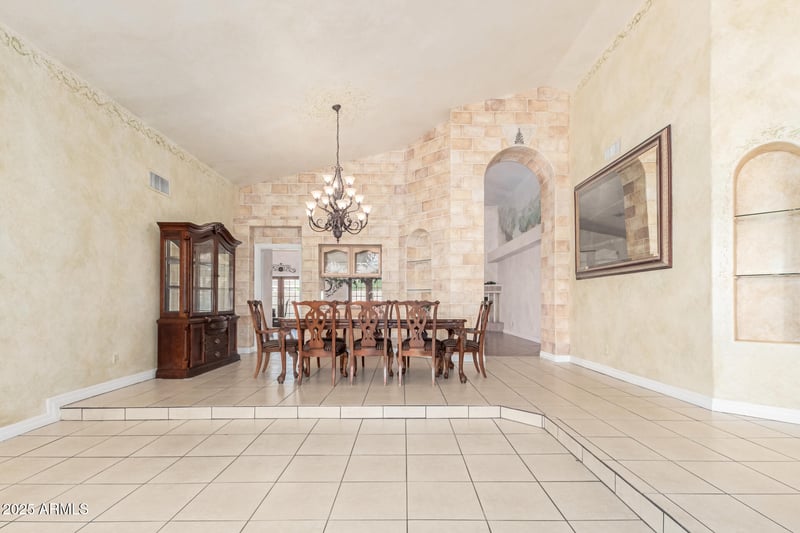 1325 Treasure Cove Dr, Gilbert, AZ 85234