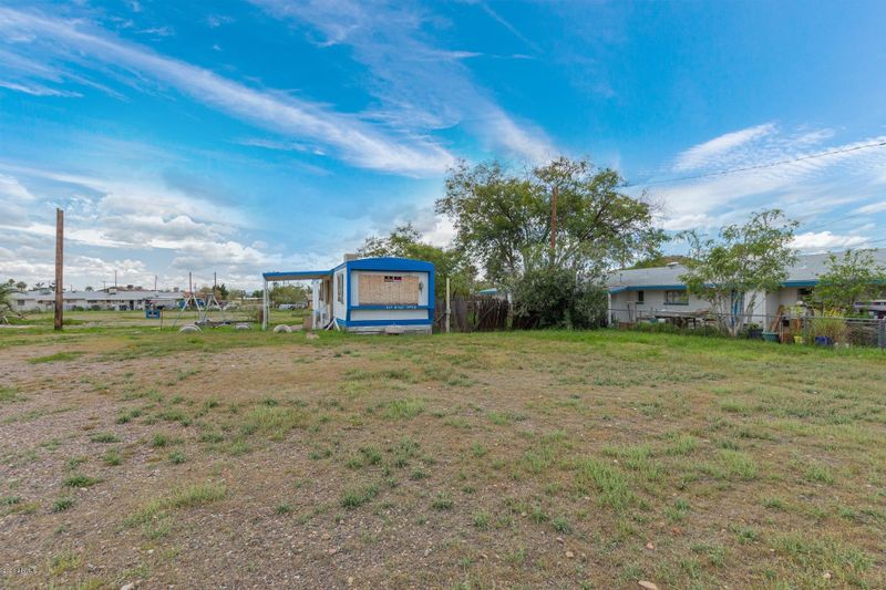 1325 W Cochise Dr, Phoenix, AZ 85021