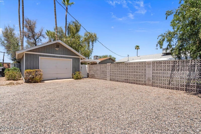 1325 W Missouri Ave, Phoenix, AZ 85013