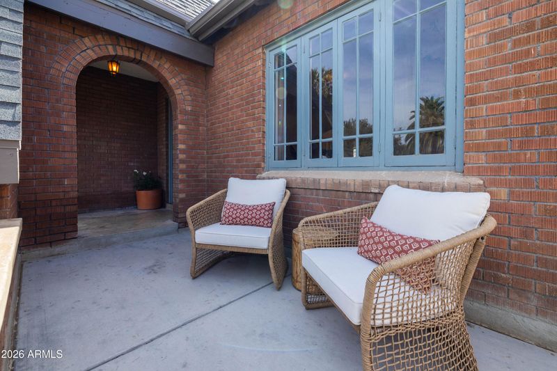 1325 W Willetta St, Phoenix, AZ 85007