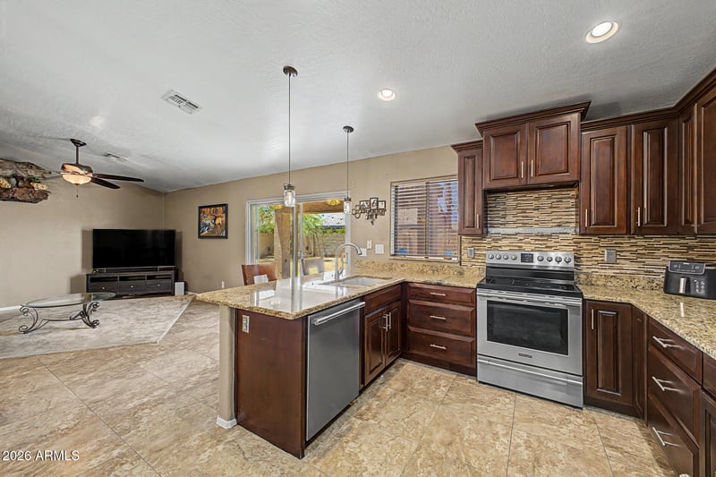 13256 W Desert Rock Dr, Surprise, AZ 85374