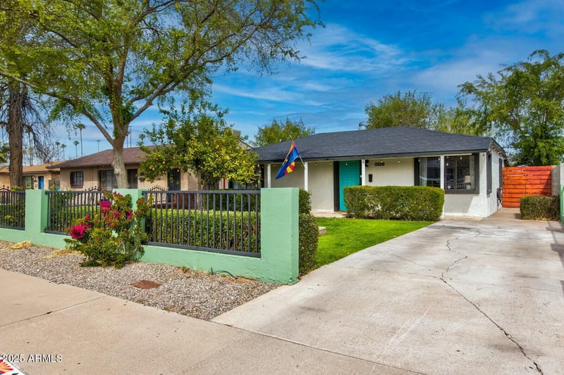 1326 Almeria Rd, Phoenix, AZ 85006