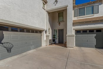 1326 Baker Dr, San Tan Valley, AZ 85140