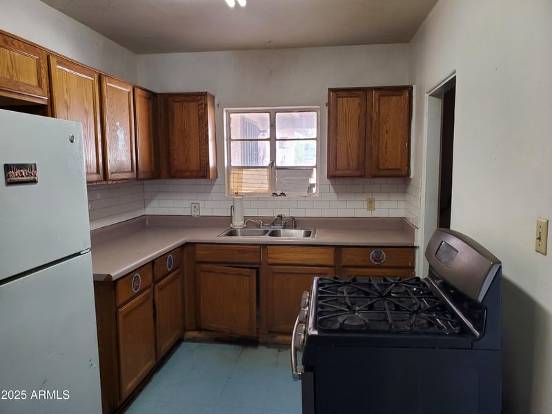 1326 Diamond St, Phoenix, AZ 85006