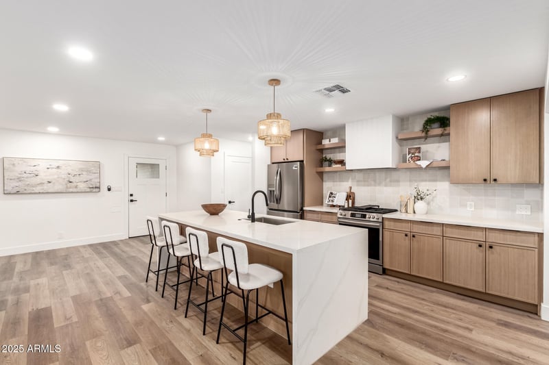 1326 E Catalina Dr, Phoenix, AZ 85014