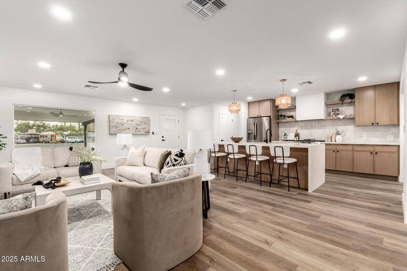 1326 E Catalina Dr, Phoenix, AZ 85014