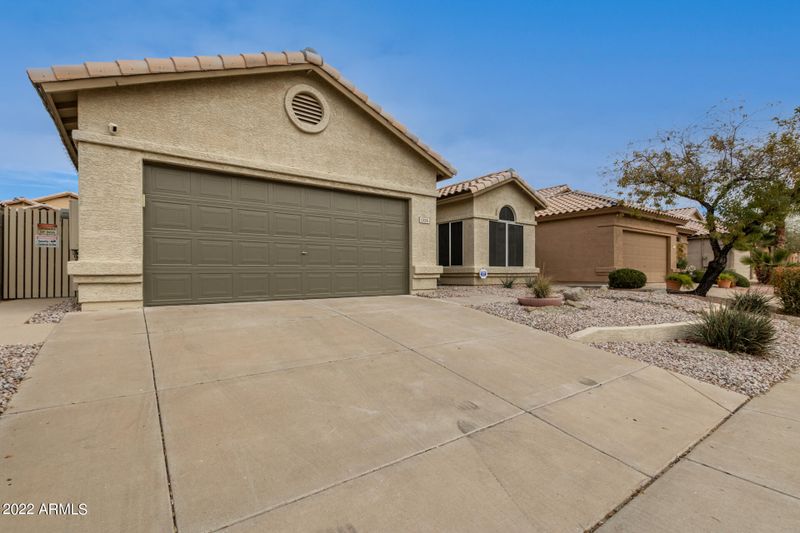 1326 E Sheena Dr, Phoenix, AZ 85022