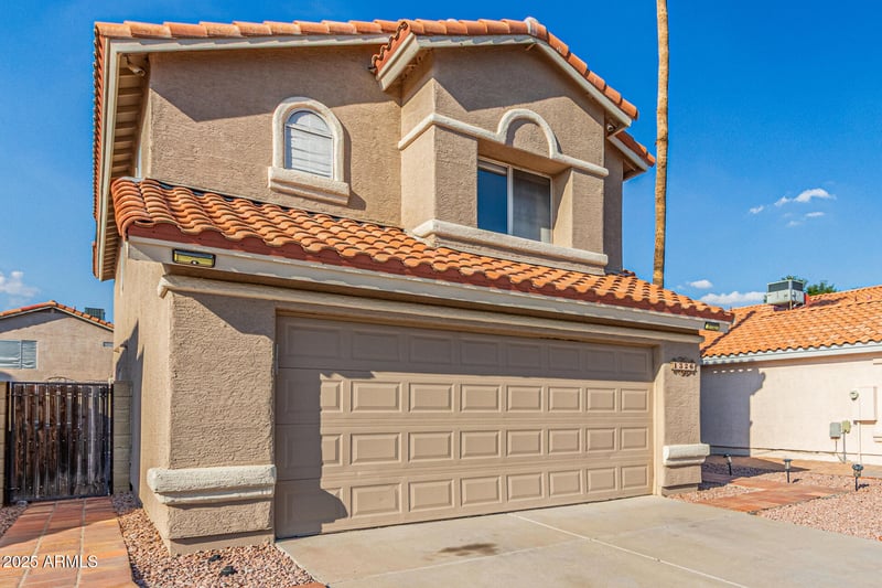 1326 Helena Dr, Phoenix, AZ 85022