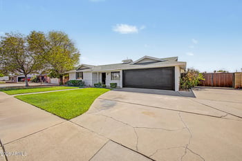 1326 S Spur --, Mesa, AZ 85204