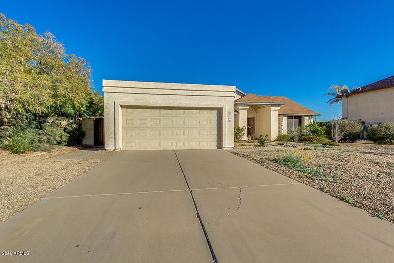 13261 N 75th Ln, Peoria, AZ 85381