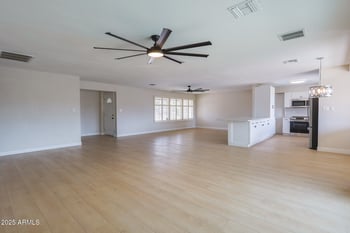 1327 Dunlap Ave, Phoenix, AZ 85021