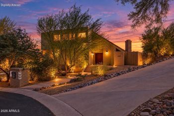 1327 E Las Palmaritas Dr, Phoenix, AZ 85020