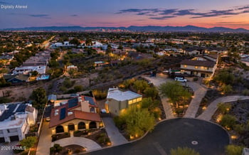 1327 E Las Palmaritas Dr, Phoenix, AZ 85020