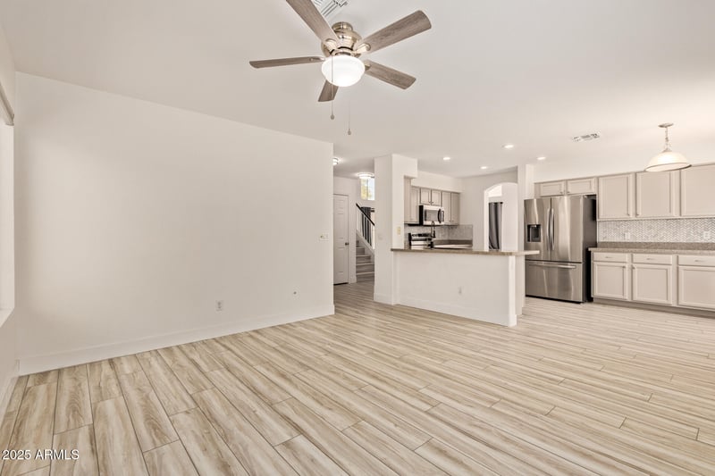 1327 Kingbird Dr, Chandler, AZ 85286