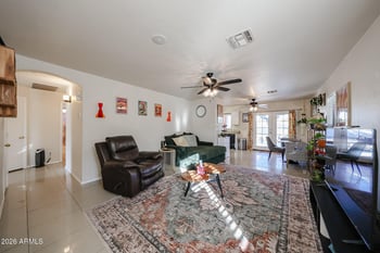 13272 Caribbean Ln, Surprise, AZ 85379