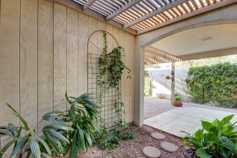 1328 E Myrtle Ave, Phoenix, AZ 85020