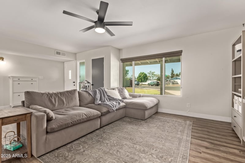 1328 Evergreen St, Mesa, AZ 85203
