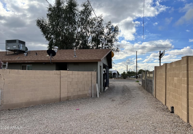 1328 W Cochise Dr, Phoenix, AZ 85021
